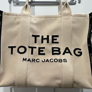 Marc Jacob’s Jacquard Large Tote - Like new - Used once